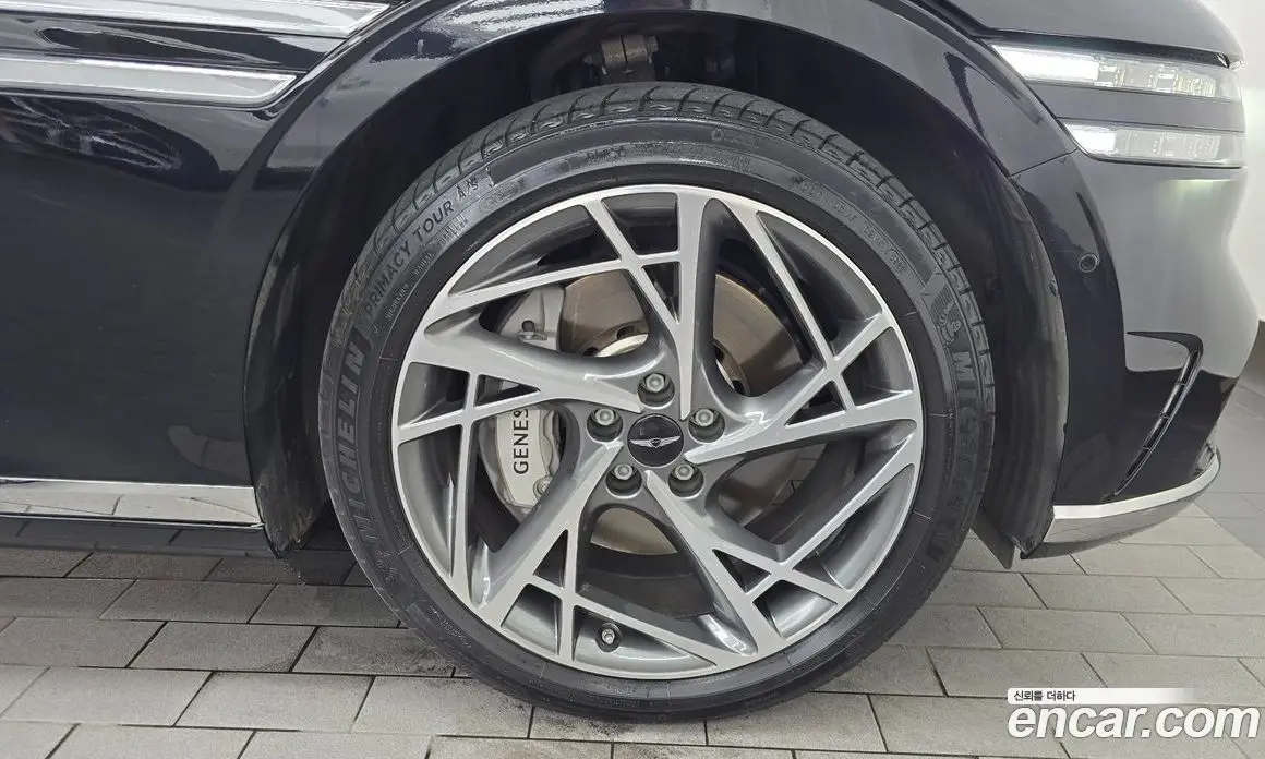 Genesis G90 2023 3.5 автомат (гидро), фото 7 Genesis G90 2023 3.5 автомат (гидро), фото 7