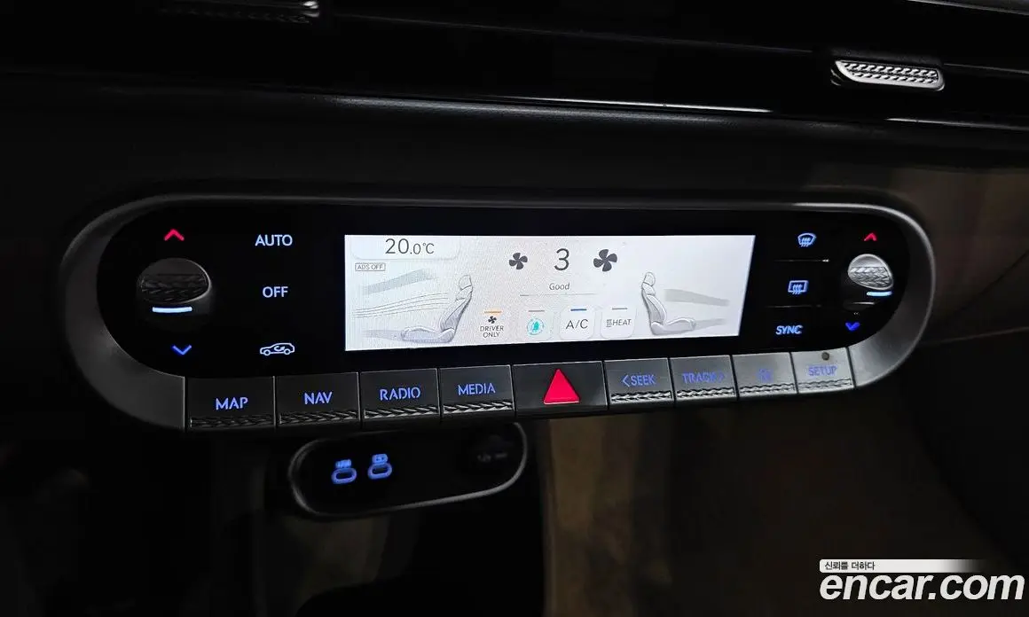 Genesis GV60 2022 0.1 автомат (гидро), фото 21