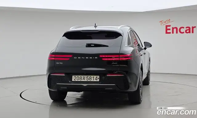 Genesis GV70 2021 2.2 автомат (гидро), миниатюра 4 Genesis GV70 2021 2.2 автомат (гидро), миниатюра 4