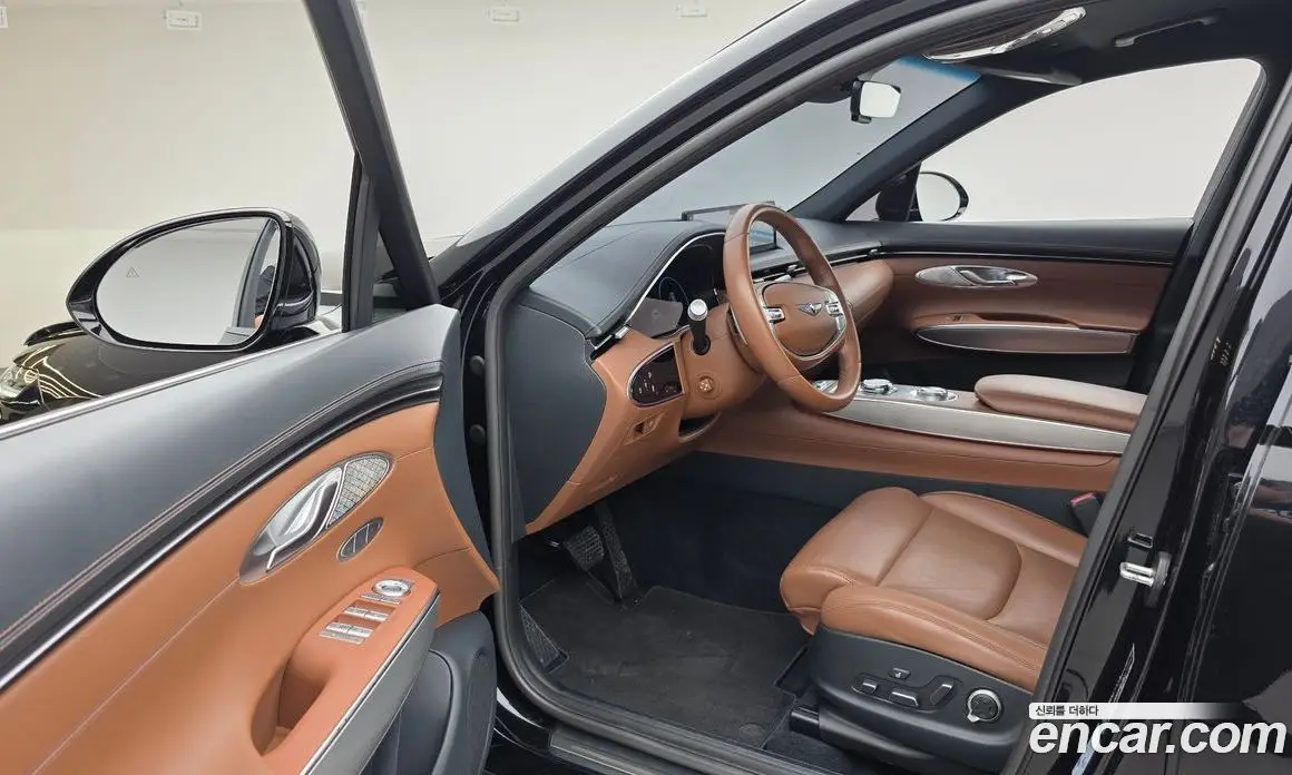 Genesis GV70 2021 2.2 автомат (гидро), фото 10 Genesis GV70 2021 2.2 автомат (гидро), фото 10
