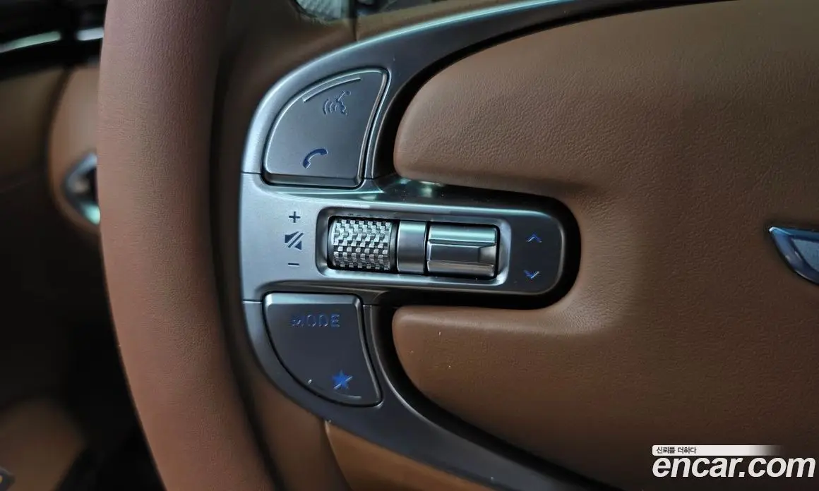 Genesis GV70 2021 2.5 автомат (гидро), фото 25