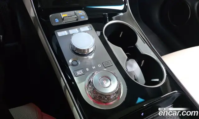 Genesis GV70 2024 2.5 автомат (гидро), миниатюра 12