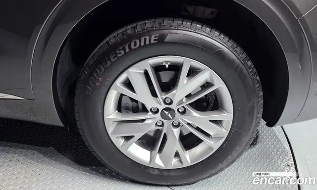 Genesis GV70 2024 2.5 автомат (гидро), миниатюра 7 Genesis GV70 2024 2.5 автомат (гидро), миниатюра 7