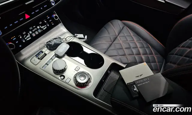 Genesis GV70 2024 2.5 автомат (гидро), миниатюра 11 Genesis GV70 2024 2.5 автомат (гидро), миниатюра 11