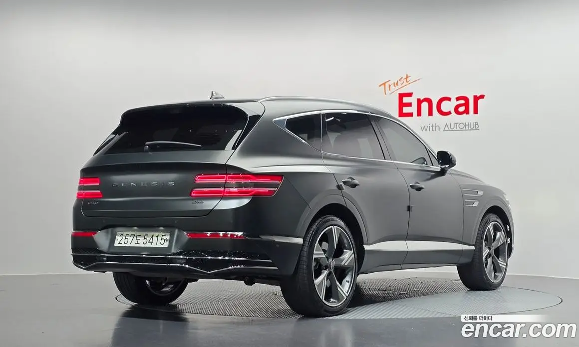 Genesis GV80 2023 2.5 автомат (гидро), фото 1 Genesis GV80 2023 2.5 автомат (гидро), фото 1
