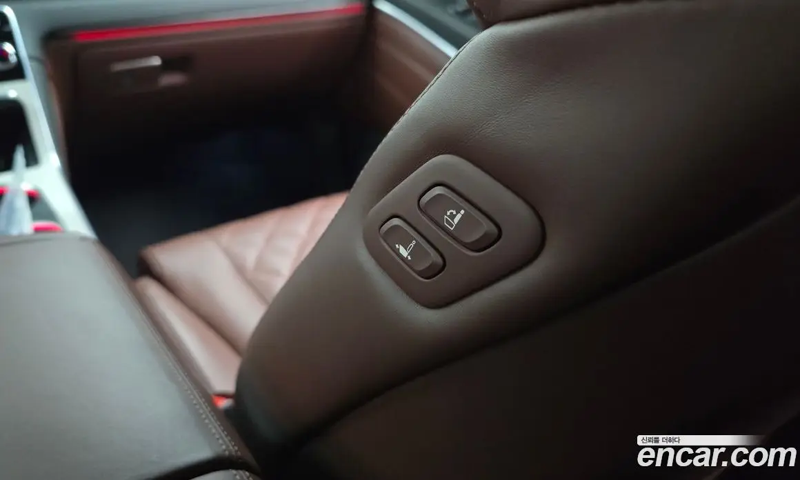 Genesis GV80 2023 2.5 автомат (гидро), фото 30 Genesis GV80 2023 2.5 автомат (гидро), фото 30