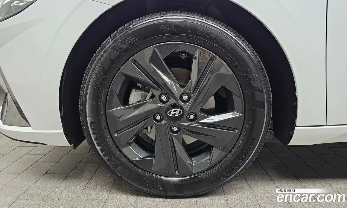 Hyundai Avante 2022 1.6 автомат (гидро), фото 5 Hyundai Avante 2022 1.6 автомат (гидро), фото 5