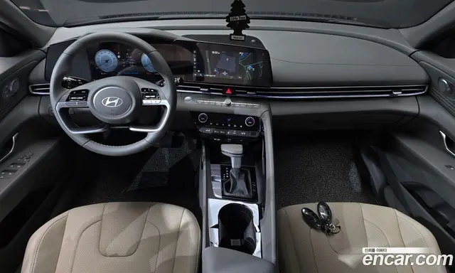 Hyundai Avante 2025 1.6 автомат (гидро), миниатюра 10 Hyundai Avante 2025 1.6 автомат (гидро), миниатюра 10