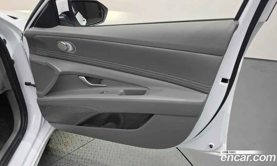 Hyundai Avante 2025 1.6 автомат (гидро), фото 14 Hyundai Avante 2025 1.6 автомат (гидро), фото 14