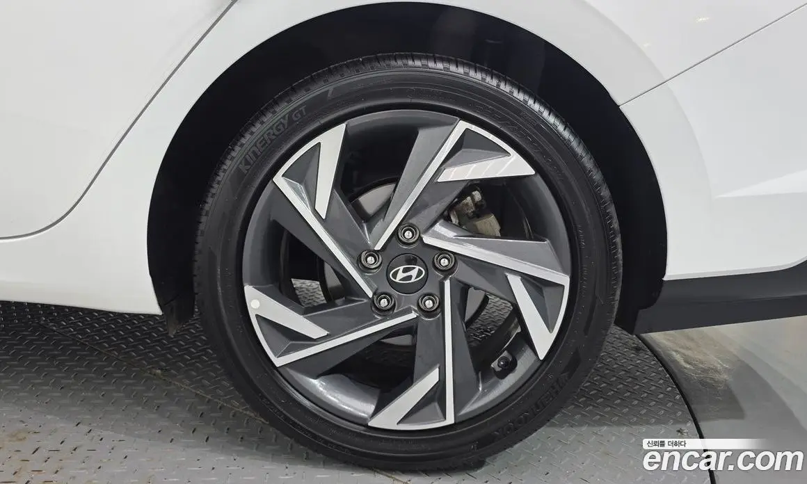 Hyundai Avante 2025 1.6 автомат (гидро), фото 6 Hyundai Avante 2025 1.6 автомат (гидро), фото 6