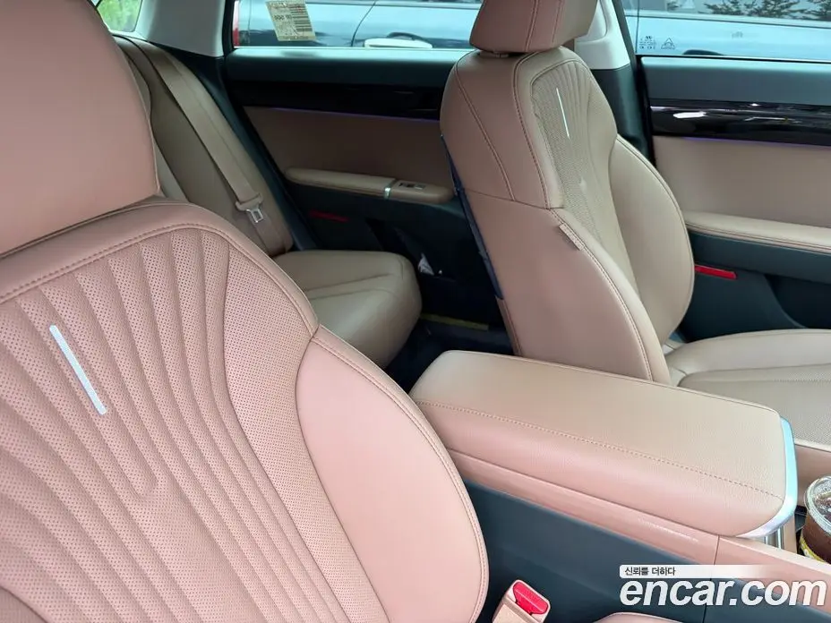Hyundai Grandeur 2026 1.6 автомат (гидро), фото 12 Hyundai Grandeur 2026 1.6 автомат (гидро), фото 12