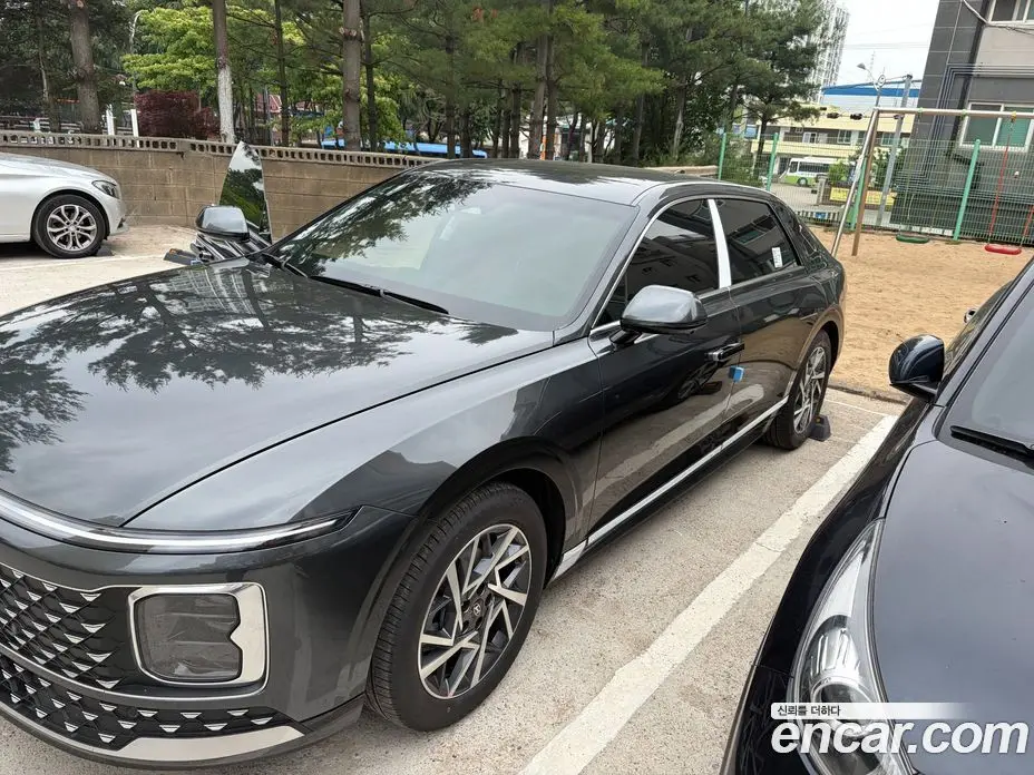 Hyundai Grandeur 2026 1.6 автомат (гидро), фото 13 Hyundai Grandeur 2026 1.6 автомат (гидро), фото 13