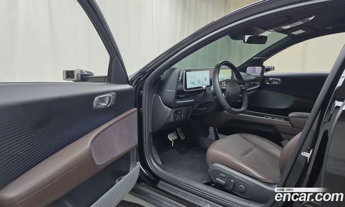 Hyundai Ioniq 6 2025 0.1 автомат (гидро), фото 12 Hyundai Ioniq 6 2025 0.1 автомат (гидро), фото 12