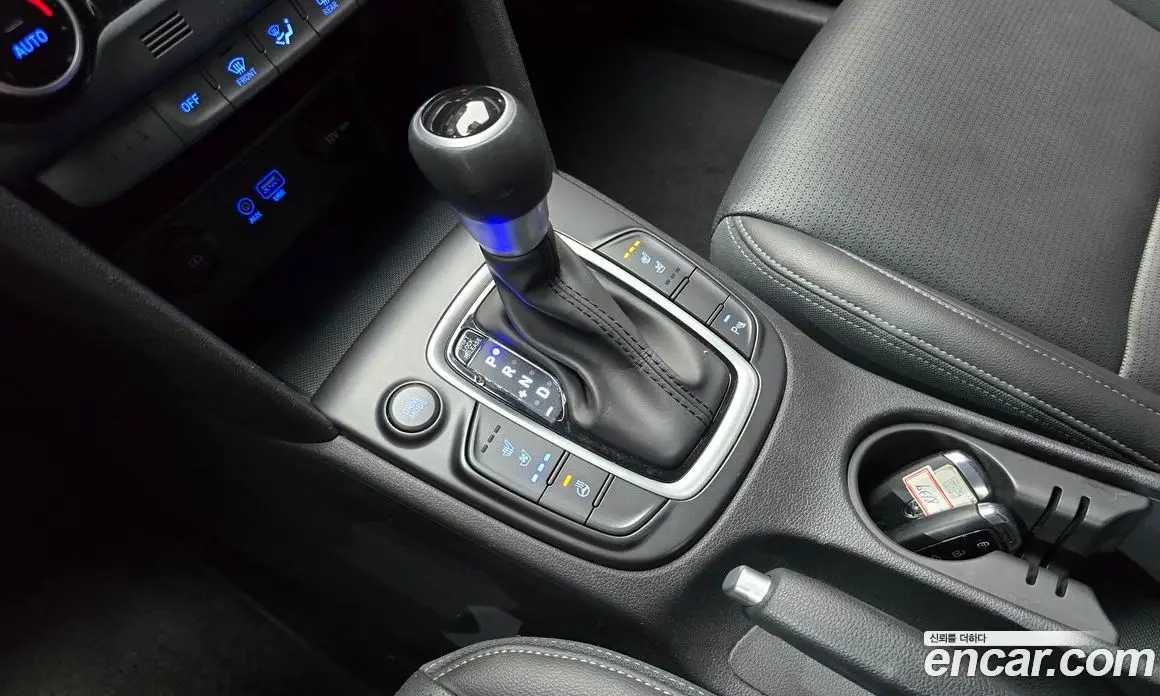 Hyundai Kona 2019 1.6 автомат (гидро), фото 12 Hyundai Kona 2019 1.6 автомат (гидро), фото 12