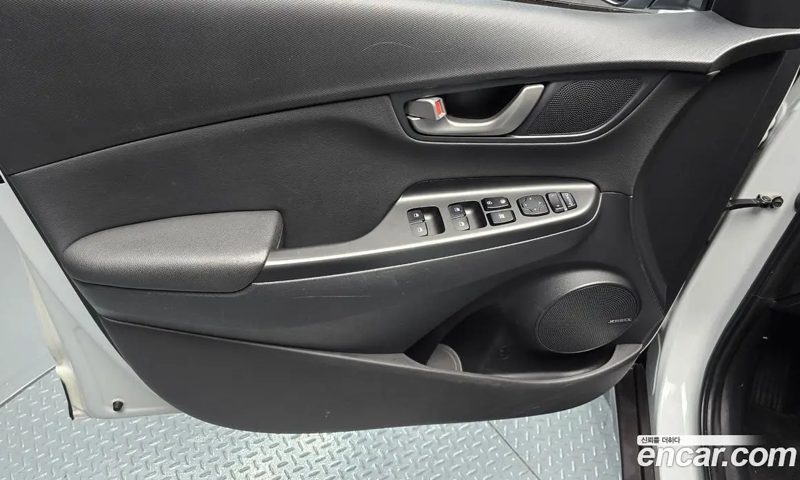 Hyundai Kona 2019 1.6 автомат (гидро), фото 14 Hyundai Kona 2019 1.6 автомат (гидро), фото 14