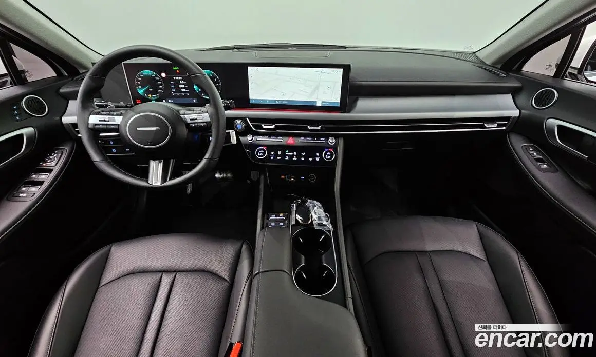 Hyundai Sonata 2025 2.0 автомат (гидро), фото 10 Hyundai Sonata 2025 2.0 автомат (гидро), фото 10