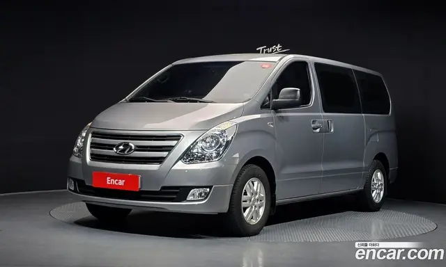 Hyundai Starex 2017 2.5 автомат (гидро), миниатюра 1 Hyundai Starex 2017 2.5 автомат (гидро), миниатюра 1