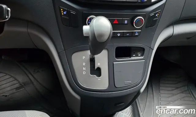 Hyundai Starex 2017 2.5 автомат (гидро), миниатюра 12