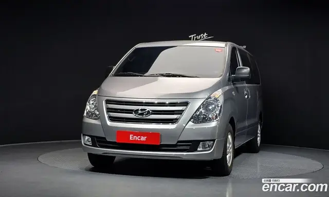 Hyundai Starex 2017 2.5 автомат (гидро), миниатюра 3 Hyundai Starex 2017 2.5 автомат (гидро), миниатюра 3
