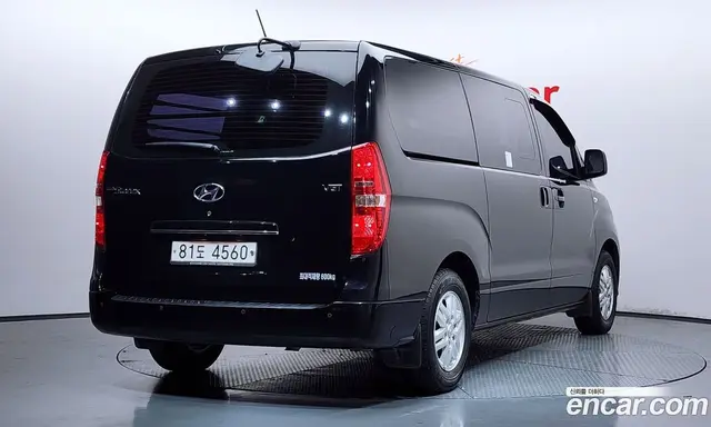 Hyundai Starex 2018 2.5 автомат (гидро), миниатюра 2 Hyundai Starex 2018 2.5 автомат (гидро), миниатюра 2