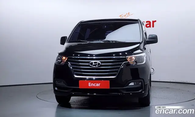 Hyundai Starex 2018 2.5 автомат (гидро), миниатюра 3 Hyundai Starex 2018 2.5 автомат (гидро), миниатюра 3