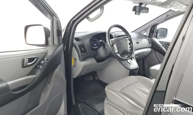 Hyundai Starex 2018 2.5 автомат (гидро), миниатюра 10 Hyundai Starex 2018 2.5 автомат (гидро), миниатюра 10