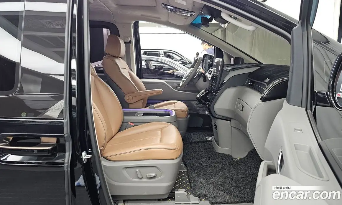 Hyundai Staria 2024 3.5 автомат (гидро), фото 17 Hyundai Staria 2024 3.5 автомат (гидро), фото 17