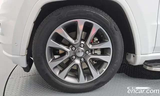 Jeep Cherokee 2018 3.0 автомат (гидро), миниатюра 5 Jeep Cherokee 2018 3.0 автомат (гидро), миниатюра 5