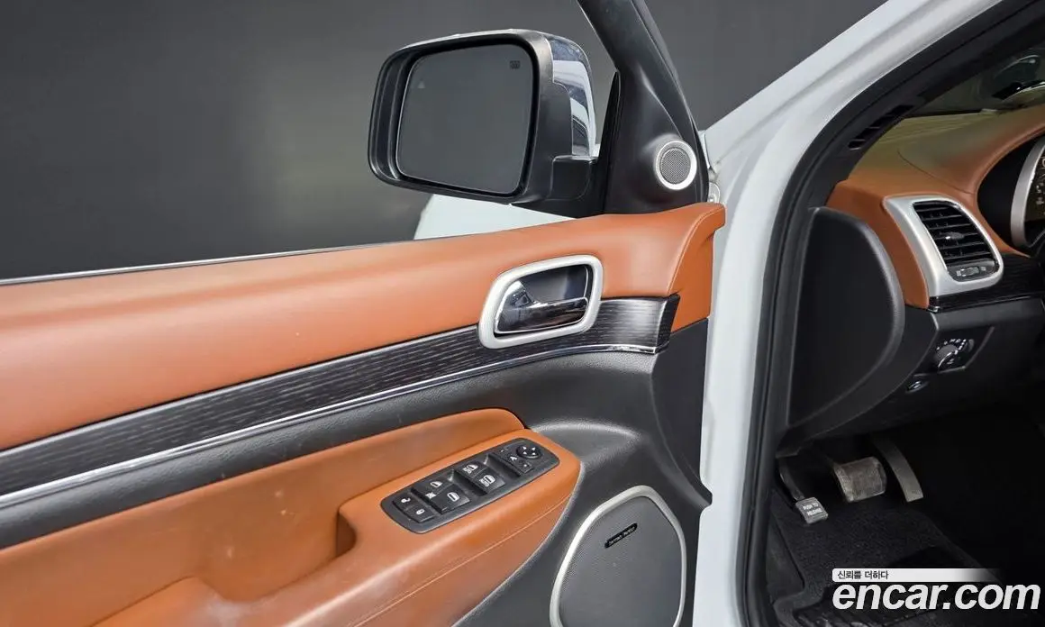 Jeep Cherokee 2020 3.6 автомат (гидро), фото 26 Jeep Cherokee 2020 3.6 автомат (гидро), фото 26