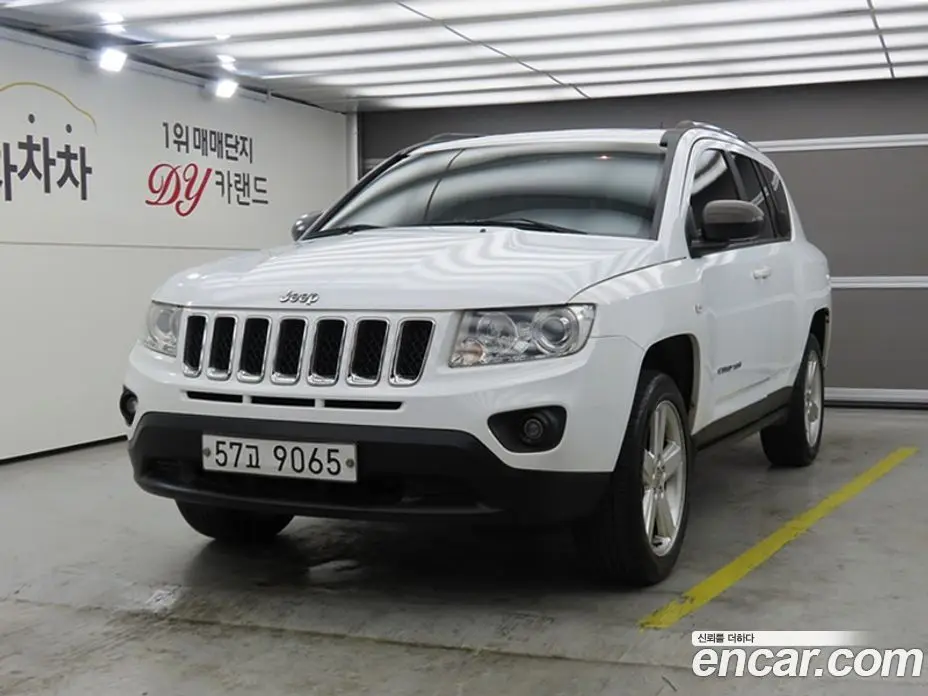 Jeep Compass 2013 2.4 автомат (гидро), фото 1 Jeep Compass 2013 2.4 автомат (гидро), фото 1