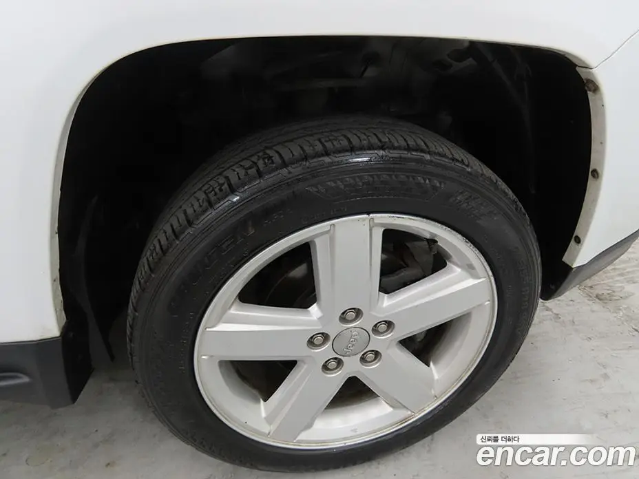 Jeep Compass 2013 2.4 автомат (гидро), фото 20 Jeep Compass 2013 2.4 автомат (гидро), фото 20