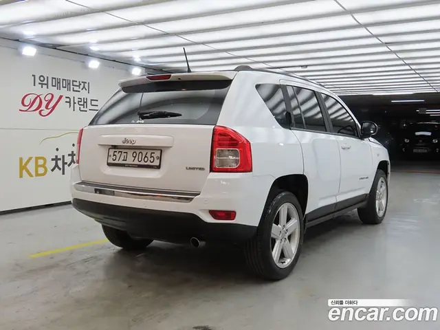 Jeep Compass 2013 2.4 автомат (гидро), миниатюра 4 Jeep Compass 2013 2.4 автомат (гидро), миниатюра 4