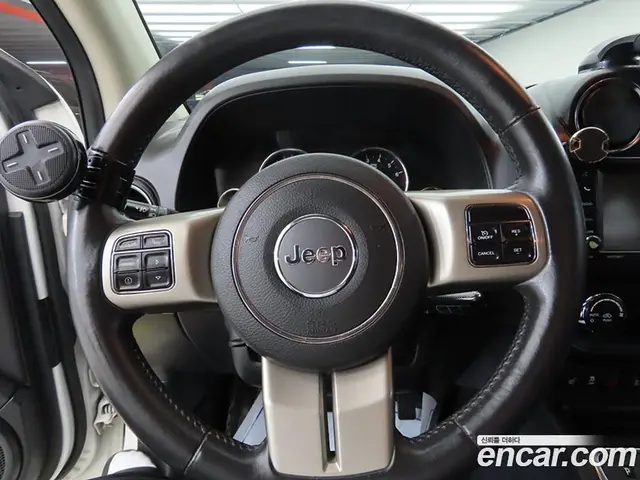 Jeep Compass 2013 2.4 автомат (гидро), миниатюра 8 Jeep Compass 2013 2.4 автомат (гидро), миниатюра 8
