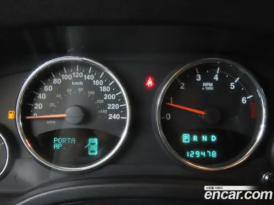 Jeep Compass 2013 2.4 автомат (гидро), фото 9 Jeep Compass 2013 2.4 автомат (гидро), фото 9