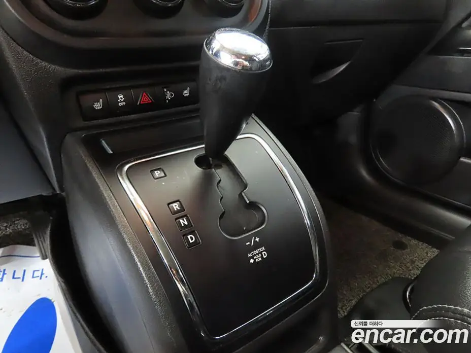 Jeep Compass 2013 2.4 автомат (гидро), фото 10 Jeep Compass 2013 2.4 автомат (гидро), фото 10