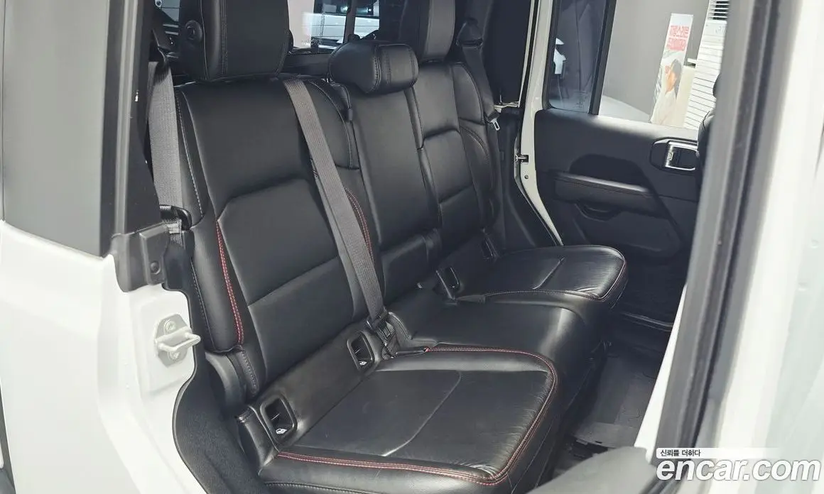 Jeep Gladiator 2021 3.6 автомат (гидро), фото 19
