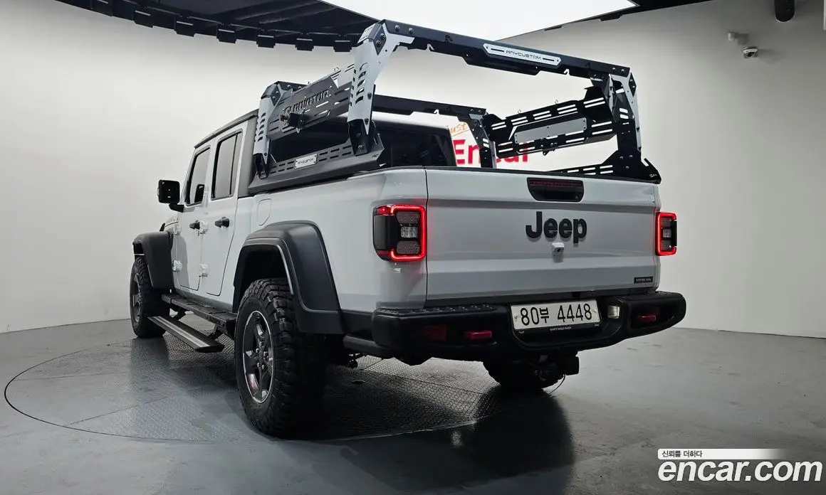 Jeep Gladiator 2021 3.6 автомат (гидро), фото 4