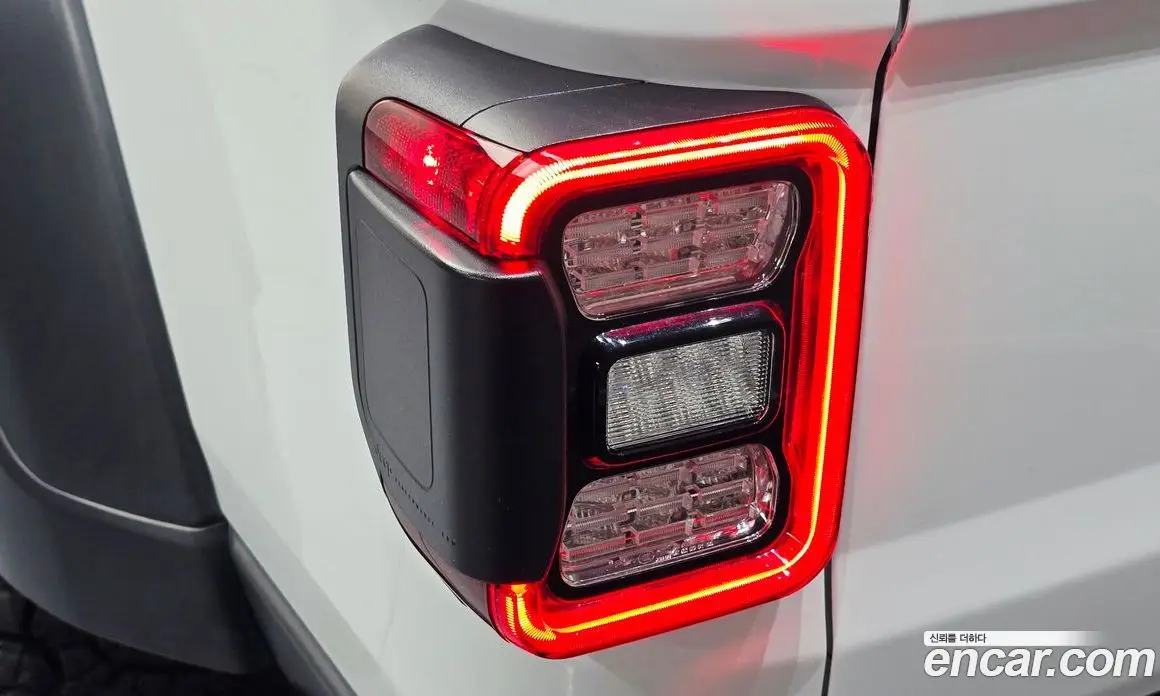 Jeep Gladiator 2021 3.6 автомат (гидро), фото 9