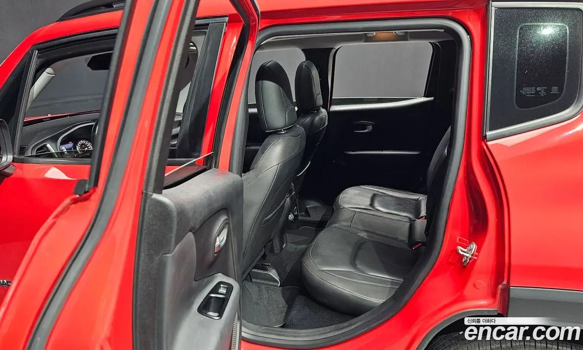 Jeep Renegade 2021 2.4 автомат (гидро), фото 12