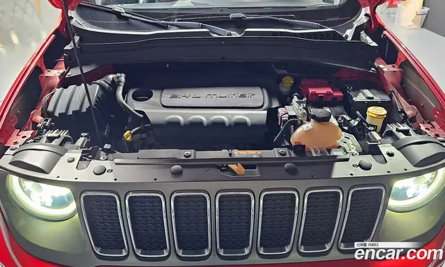 Jeep Renegade 2021 2.4 автомат (гидро), миниатюра 6