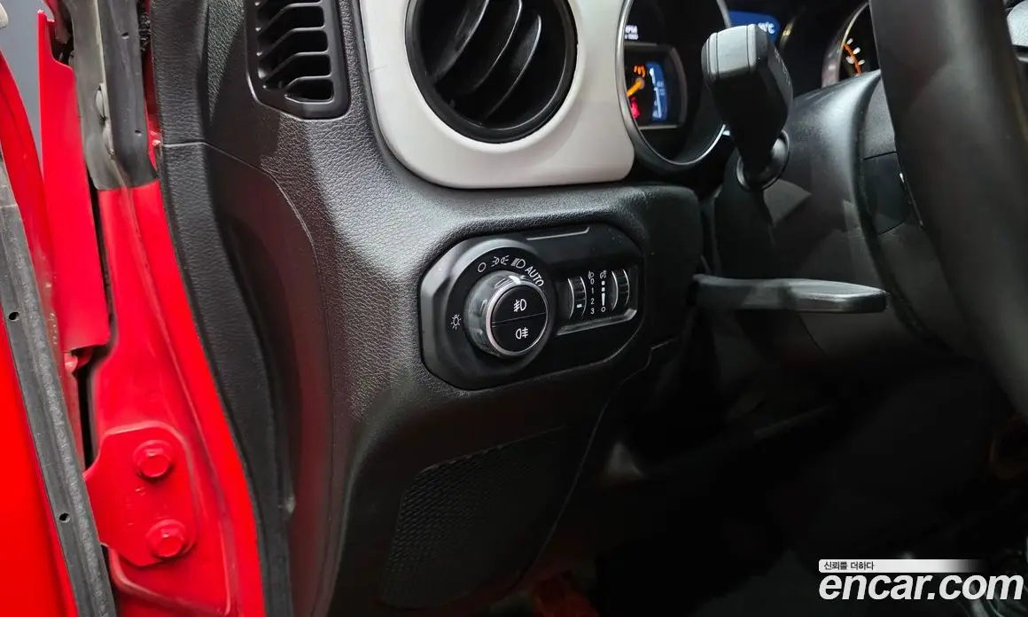 Jeep Wrangler 2020 2.0 автомат (гидро), фото 17