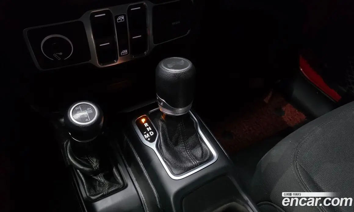 Jeep Wrangler 2020 2.0 автомат (гидро), фото 9