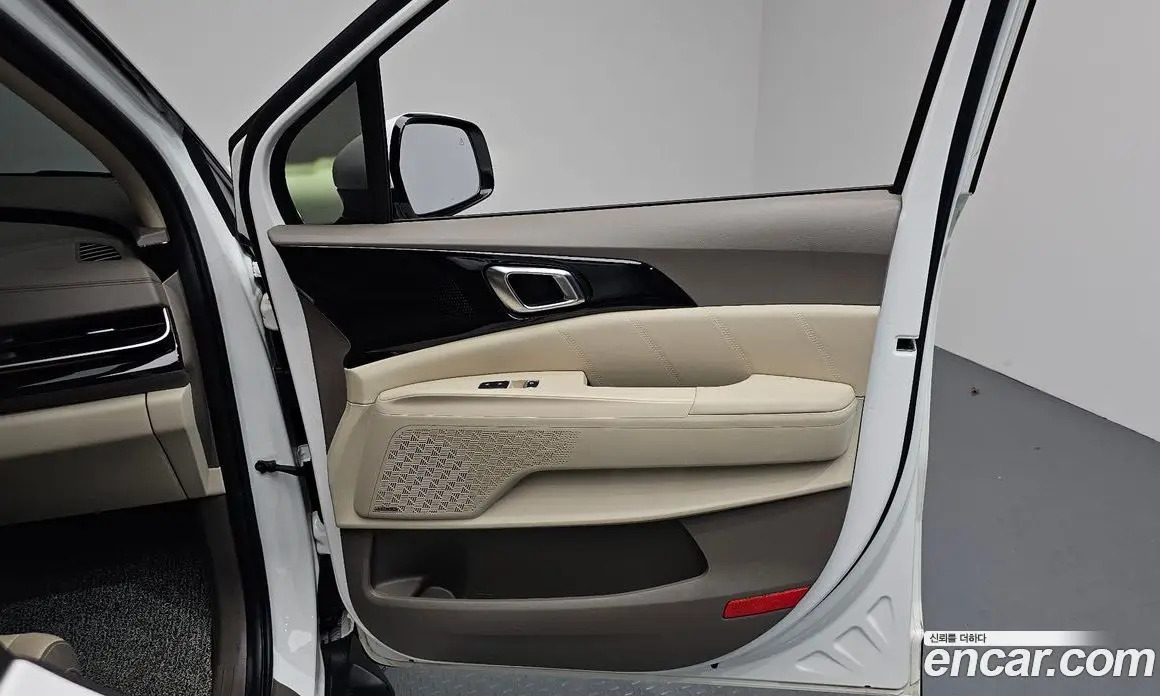Kia Carnival 2024 3.5 автомат (гидро), фото 15