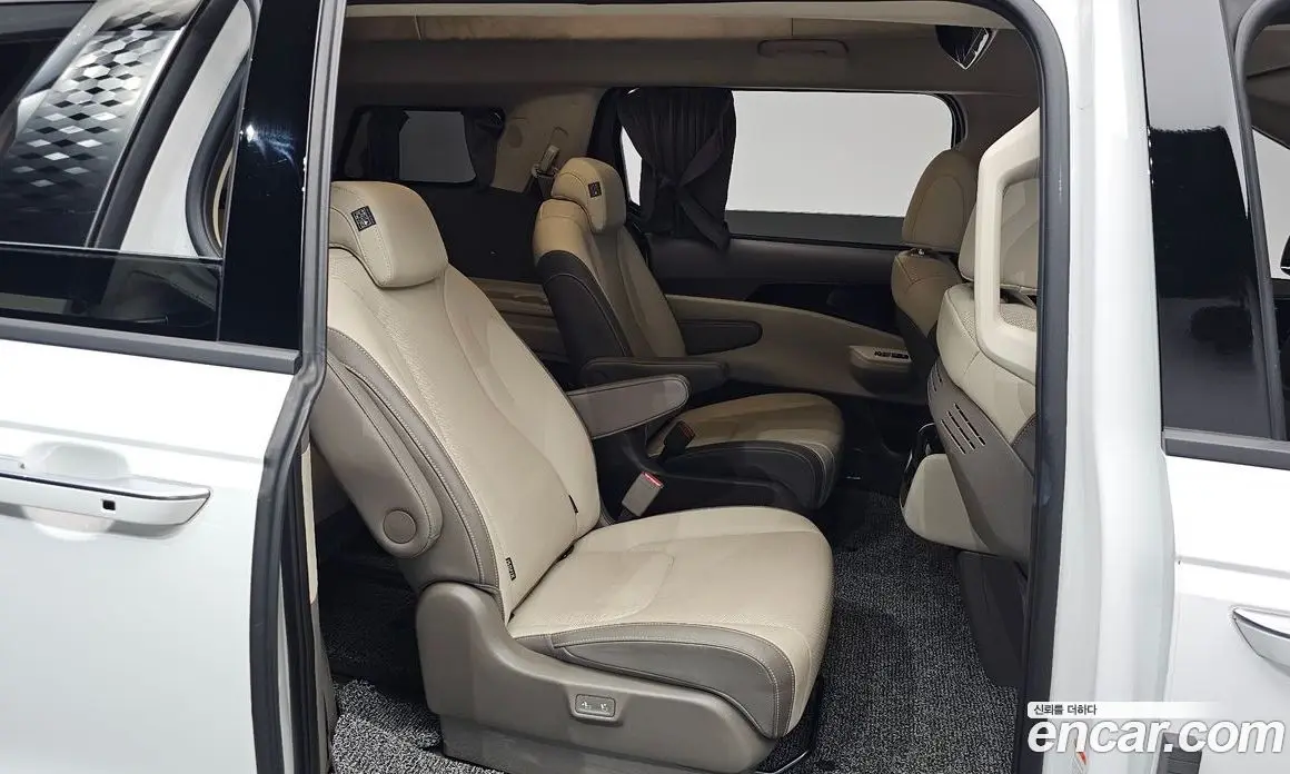 Kia Carnival 2024 3.5 автомат (гидро), фото 17
