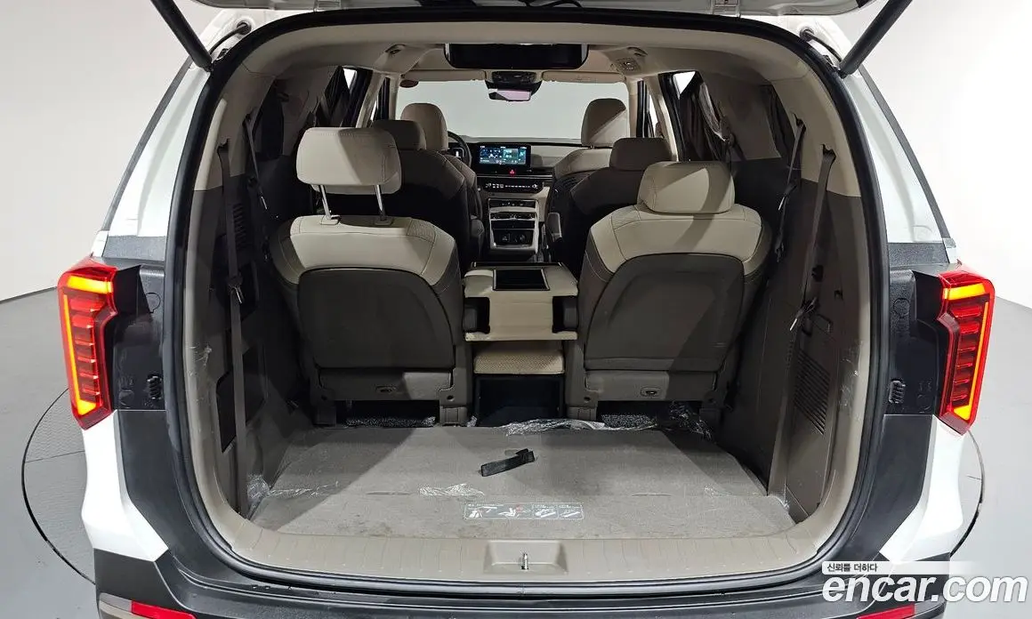 Kia Carnival 2024 3.5 автомат (гидро), фото 26