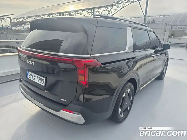 Kia Carnival 2024 1.6 автомат (гидро), миниатюра 2