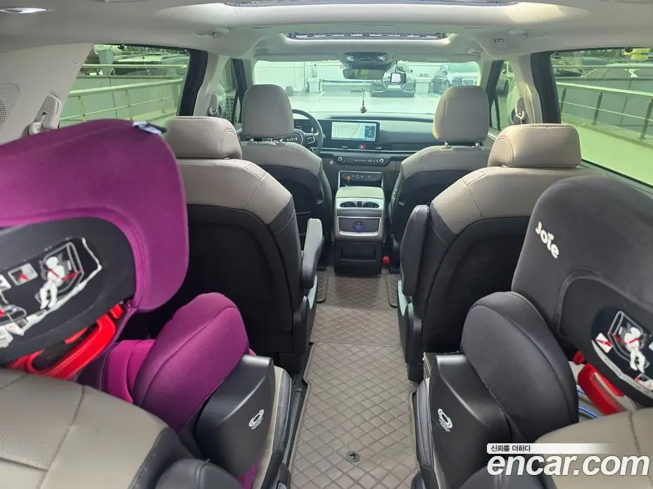 Kia Carnival 2024 1.6 автомат (гидро), фото 13