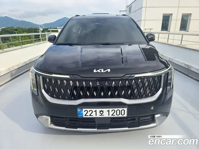 Kia Carnival 2024 1.6 автомат (гидро), миниатюра 3