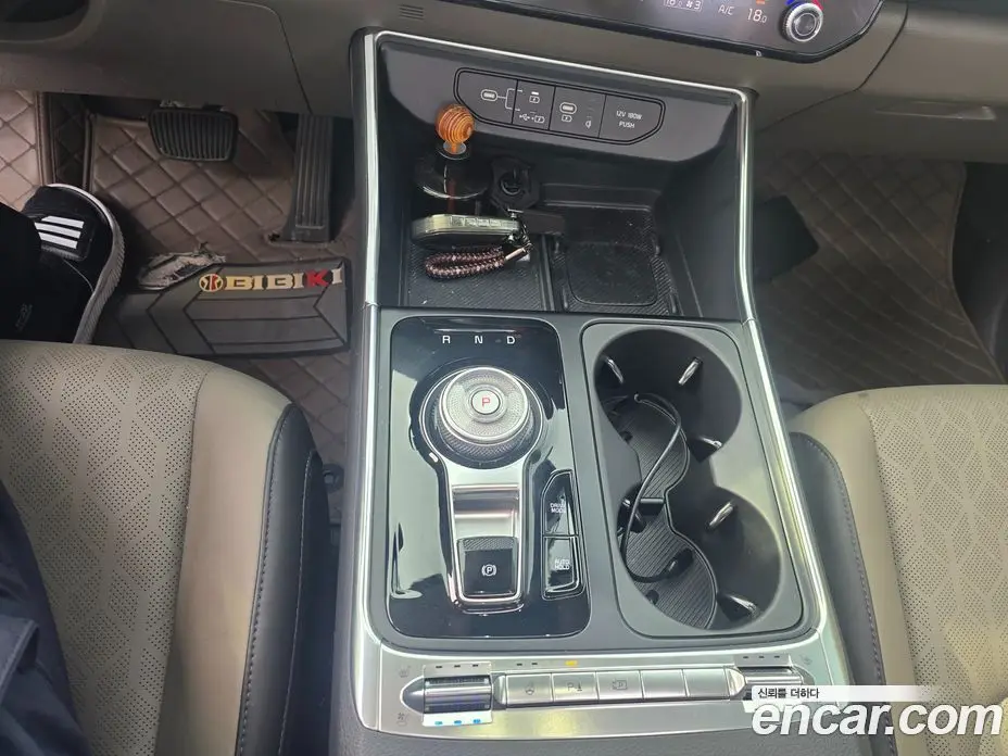 Kia Carnival 2024 1.6 автомат (гидро), фото 9