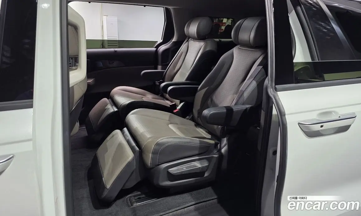 Kia Carnival 2025 3.5 автомат (гидро), фото 11 Kia Carnival 2025 3.5 автомат (гидро), фото 11